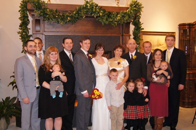 Utah weddings at Ivy House are beautiful family celebrations