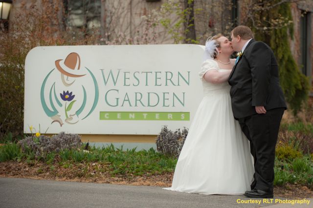 Utah wedding venues include Ivy House Weddings at Western Gardens Downtown