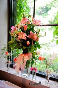 Floral arrangement by Skyline Florist